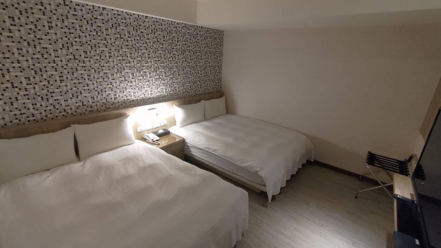 Sung Tai Hotel Гаосюн Екстер'єр фото