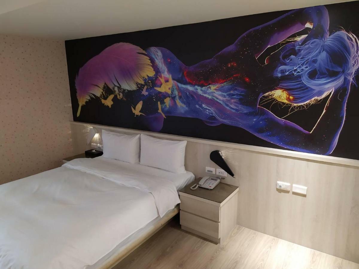 Sung Tai Hotel Гаосюн Екстер'єр фото