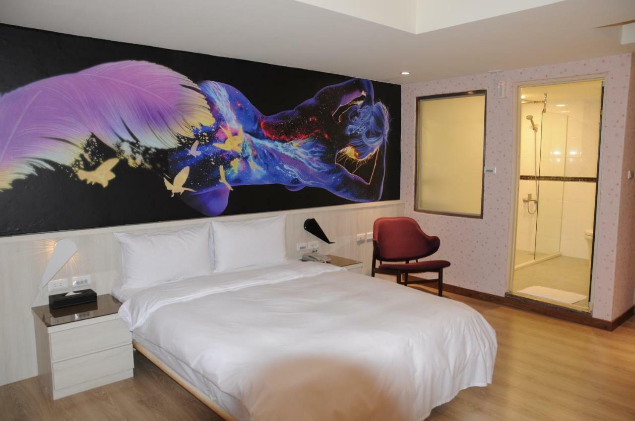 Sung Tai Hotel Гаосюн Екстер'єр фото