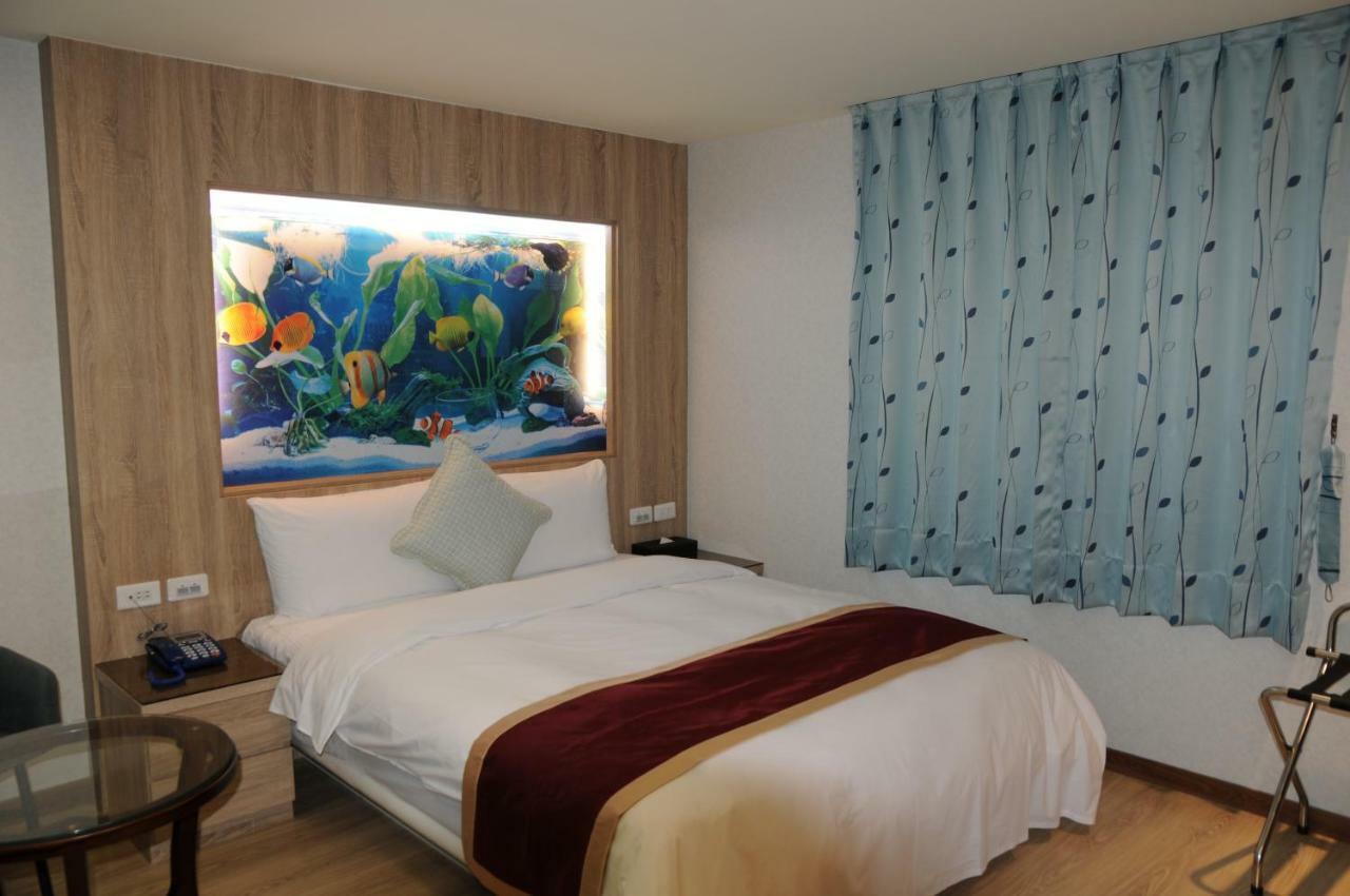 Sung Tai Hotel Гаосюн Екстер'єр фото