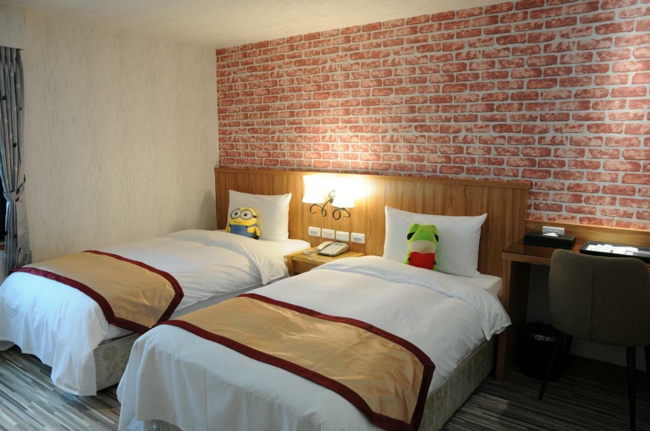 Sung Tai Hotel Гаосюн Екстер'єр фото